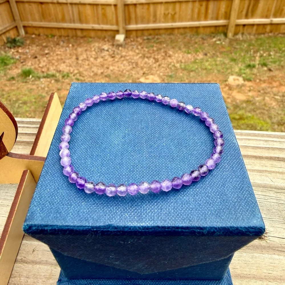 Genuine Faceted Purple Amethyst Quartz Minimalist Gemstone Bracelet